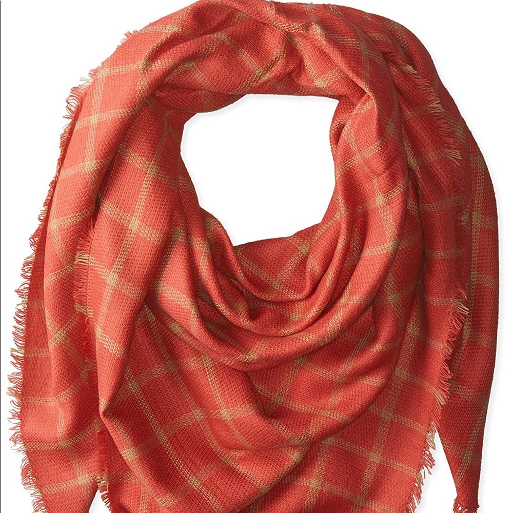 🚨5 for $25🚨 The Runway Wrap 3-in-1 Scarf - Picture 2 of 8